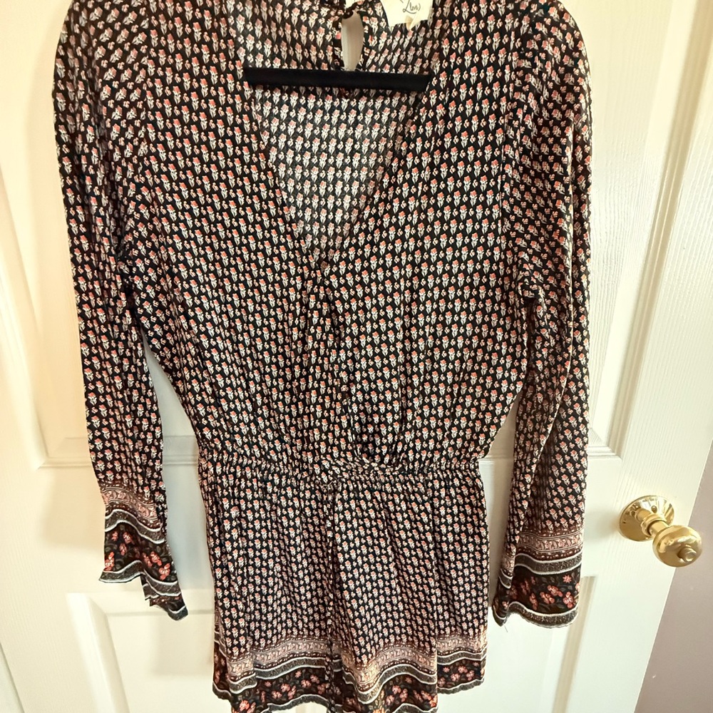 Black and White Patterned Long Sleeve Romper